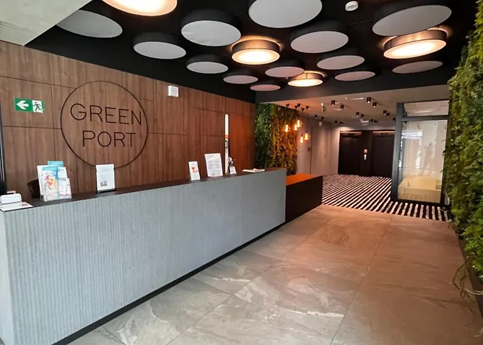 Port Pink&blue Podczele - 404 Golden Wings * Kolberg