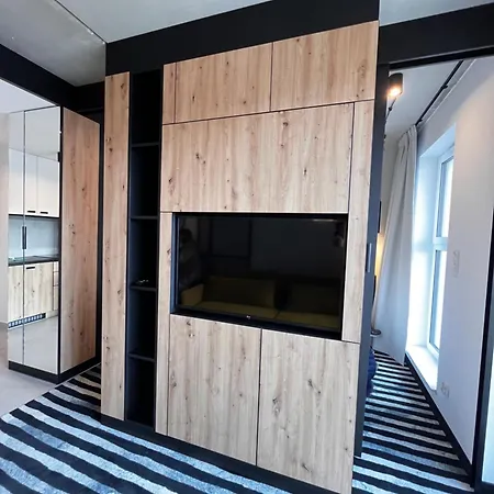 Port Pink&blue Podczele - 404 Golden Wings *